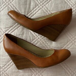 GUC Coach Leather Wedges (size 8)
